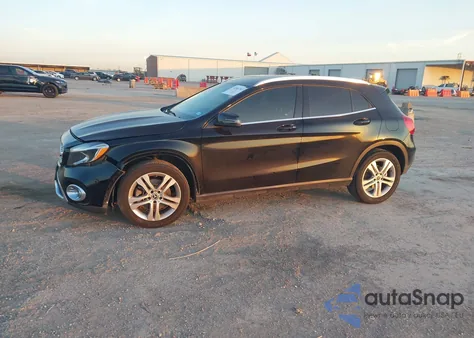 2018 Mercedes-Benz Gla 250 z USA, uszkodzony, nr VIN WDCTG4EB8JJ423750